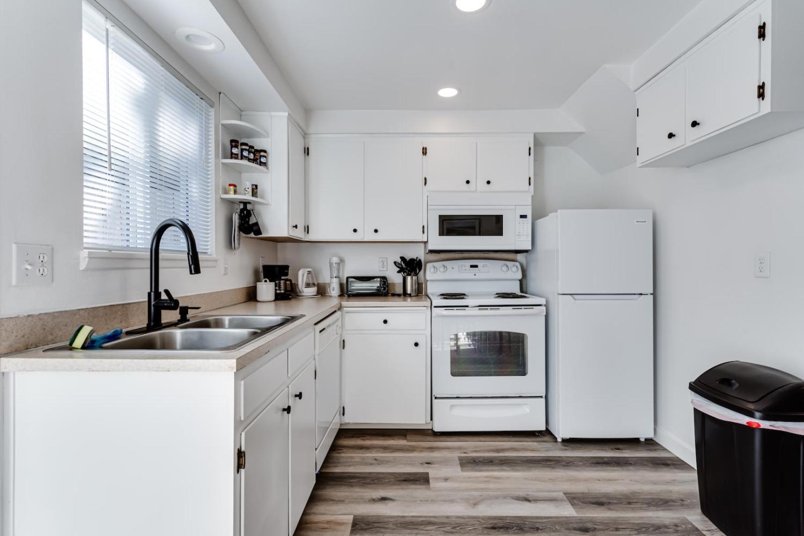Modern Retreat Near Uofo, Autzen Stadium, Amazon Park #2 يوجين، أوريغون المظهر الخارجي الصورة